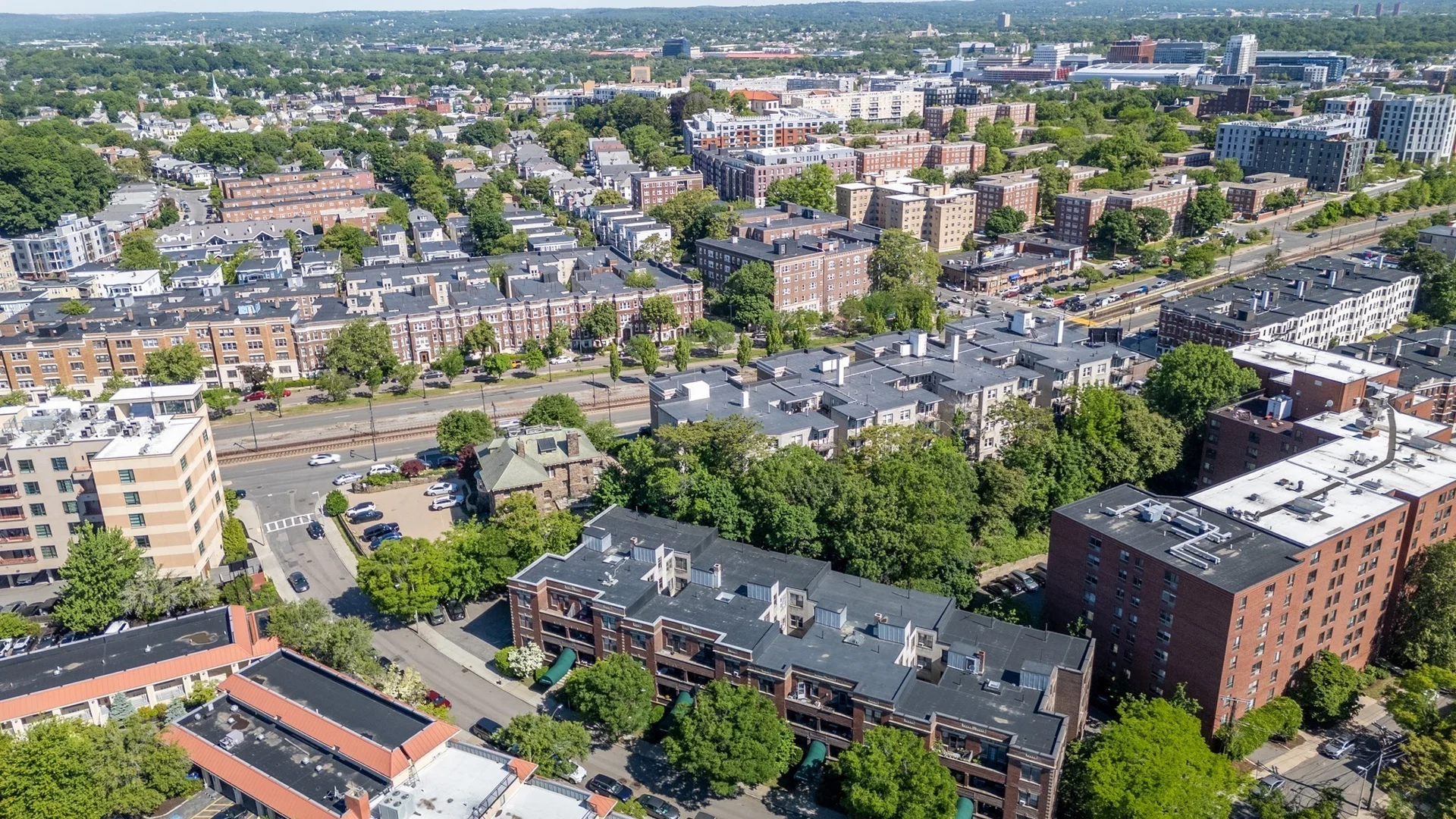 29, Mount Hood Rd., Unit 8, Brighton, Boston, MA, 02135