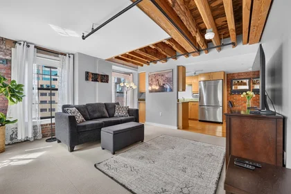 Studio in residence at 101, Broad St., Unit 6G, Waterfront, Boston, MA, 02110, image 4 of 22