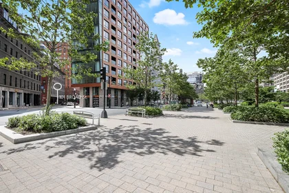 Studio in residence at 101, Broad St., Unit 6G, Waterfront, Boston, MA, 02110, image 9 of 22