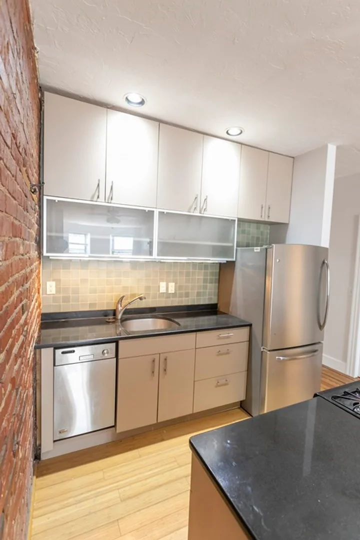 101, Cedar St., Unit 2, Roxbury, Boston, MA, 02119