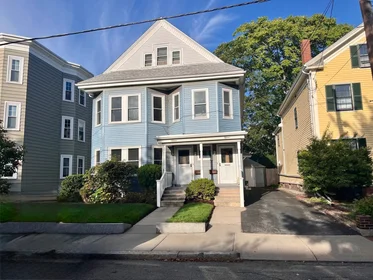 Dairenin tamamı Ikamet yerinde konumu 16, Yerxa, Unit 1, North Cambridge, Cambridge, MA, 02140, 17 21 görüntüsü