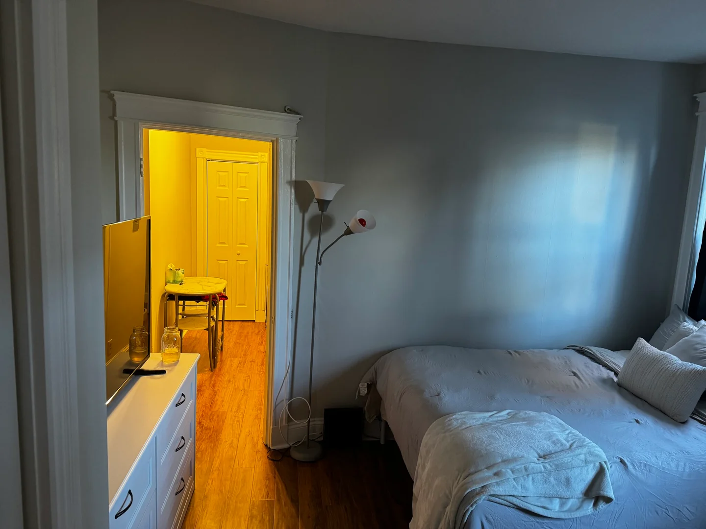 Convenient studio apartment for student living in 
