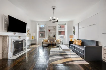 Studio in residence at 169, Beacon, Unit 3R, Back Bay, Boston, MA, 02116, image 9 of 20