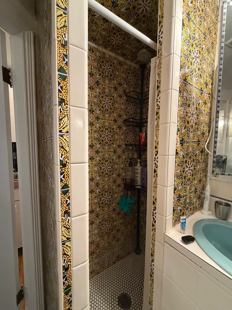429, Beacon St., Unit 1, Back Bay, Boston, MA, 02115