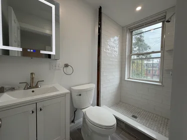 Studio in residence at 7, Grove St., Unit 9, Beacon Hill, Boston, MA, 02114, image 2 of 12