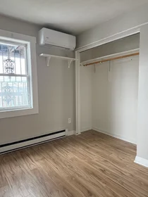 Accommodation with 3 bedrooms in {area}