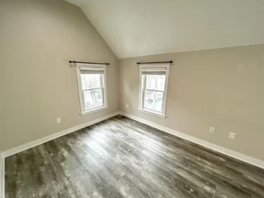 Dairenin tamamı Ikamet yerinde konumu 32, Jefferson St., Unit 1, Wellington, Cambridge, MA, 02141, 15 22 görüntüsü