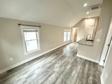 Dairenin tamamı Ikamet yerinde konumu 32, Jefferson St., Unit 1, Wellington, Cambridge, MA, 02141, 17 22 görüntüsü
