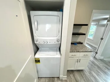 Dairenin tamamı Ikamet yerinde konumu 32, Jefferson St., Unit 1, Wellington, Cambridge, MA, 02141, 4 22 görüntüsü