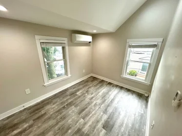 Dairenin tamamı Ikamet yerinde konumu 32, Jefferson St., Unit 1, Wellington, Cambridge, MA, 02141, 6 22 görüntüsü
