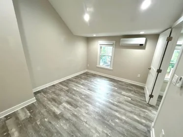 Dairenin tamamı Ikamet yerinde konumu 32, Jefferson St., Unit 1, Wellington, Cambridge, MA, 02141, 8 22 görüntüsü