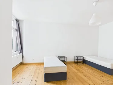 Quarto privado em Bahnhofstraße, Bezirk Treptow-Köpenick, imagem 2 de 9