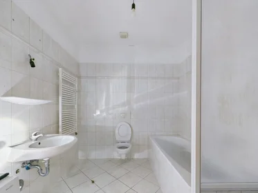 Quarto privado em Bahnhofstraße, Bezirk Treptow-Köpenick, imagem 3 de 9