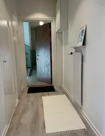 Entire apartment at Tärningholmsgatan 13D, image 10 of 13