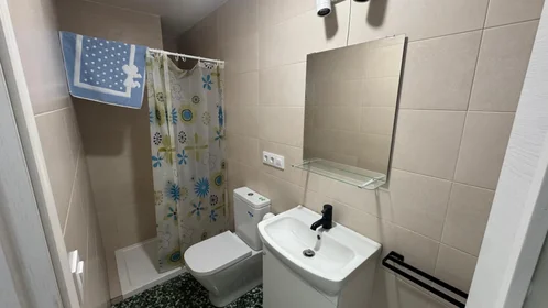 Shared room at Carrer de Pinzón, 8, esc. 0 6º 12, image 11 of 17
