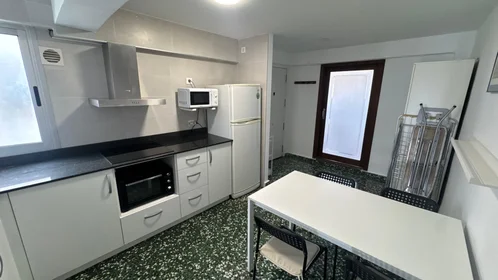 Shared room at Carrer de Pinzón, 8, esc. 0 6º 12, image 9 of 17