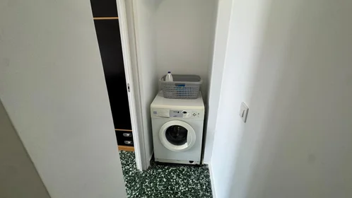 Shared room at Carrer de Pinzón, 8, esc. 0 6º 12, image 10 of 17