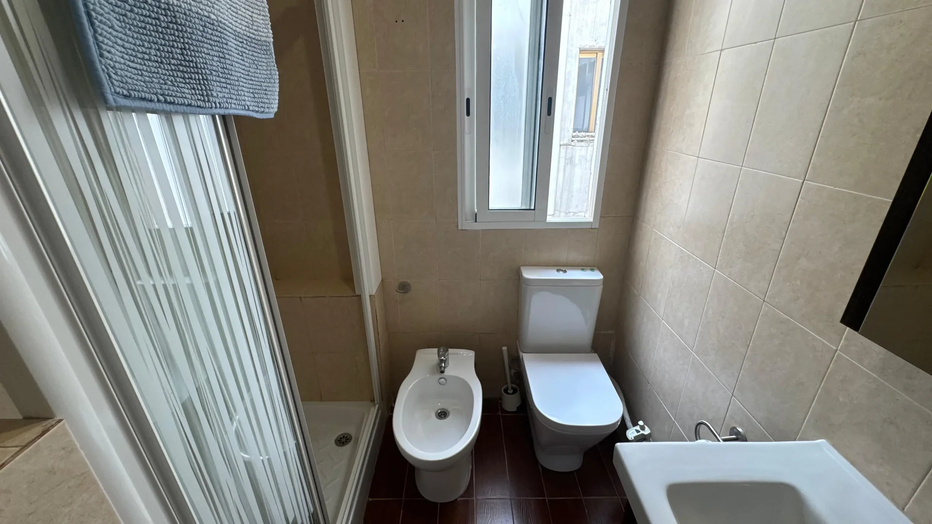 Budget-friendly student room close to campus in