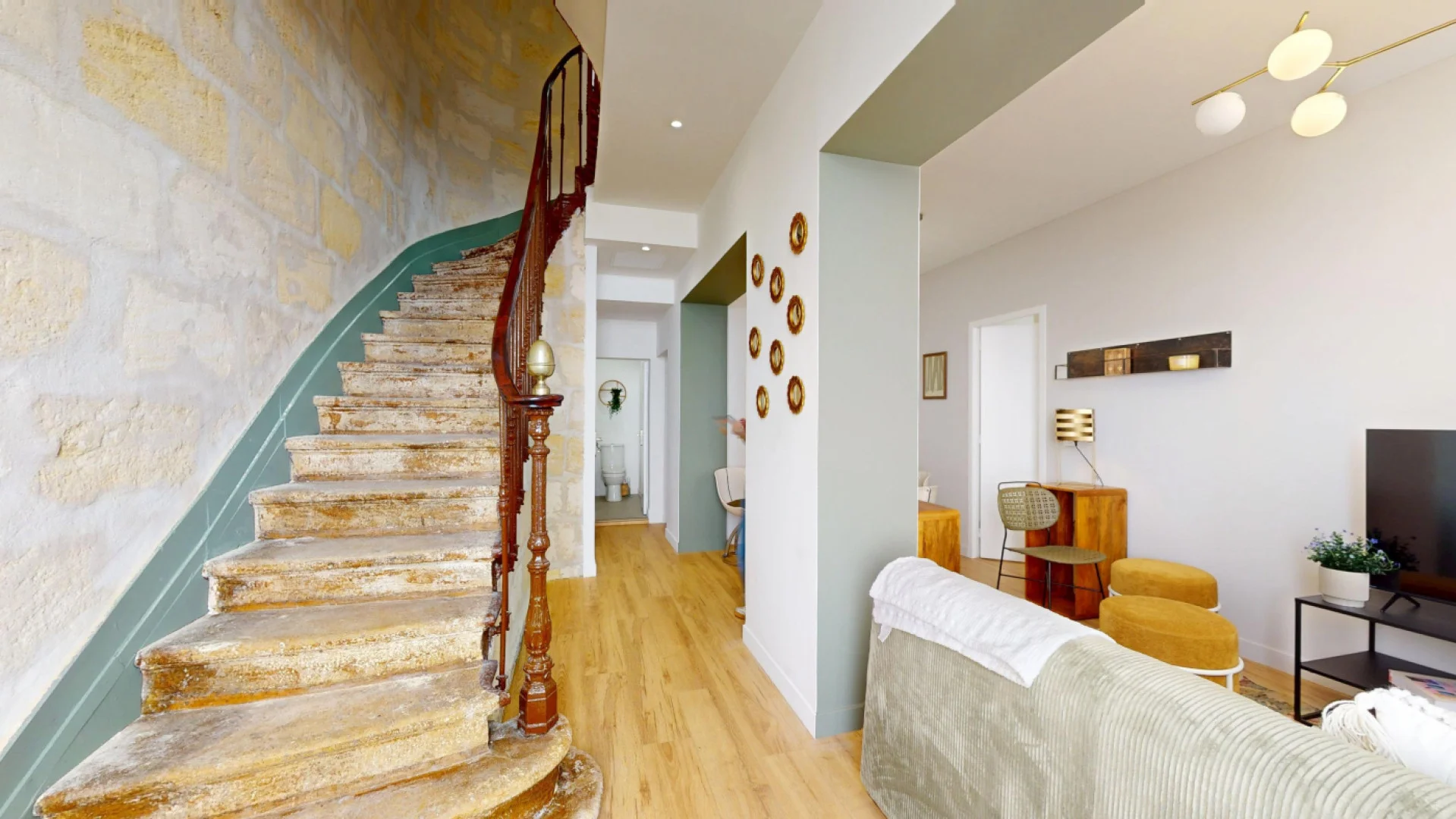 Habitación estudiantil económica cerca del campus en 