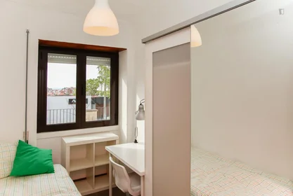 Private room at Rua Teixeira de Carvalho, image 1 of 25