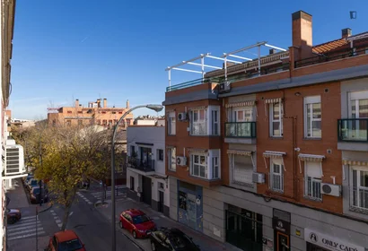 Prywatny pokój Calle Jacinto Benavente, obraz 11 21