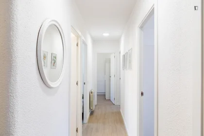 Prywatny pokój Calle Jacinto Benavente, obraz 21 21