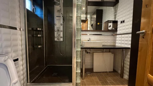 Quarto privado em Calle Fitero, imagem 10 de 18