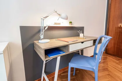 Habitación privada en Via Curzola, 3, 35135 Padova PD, Italia, imagen 31 de 33