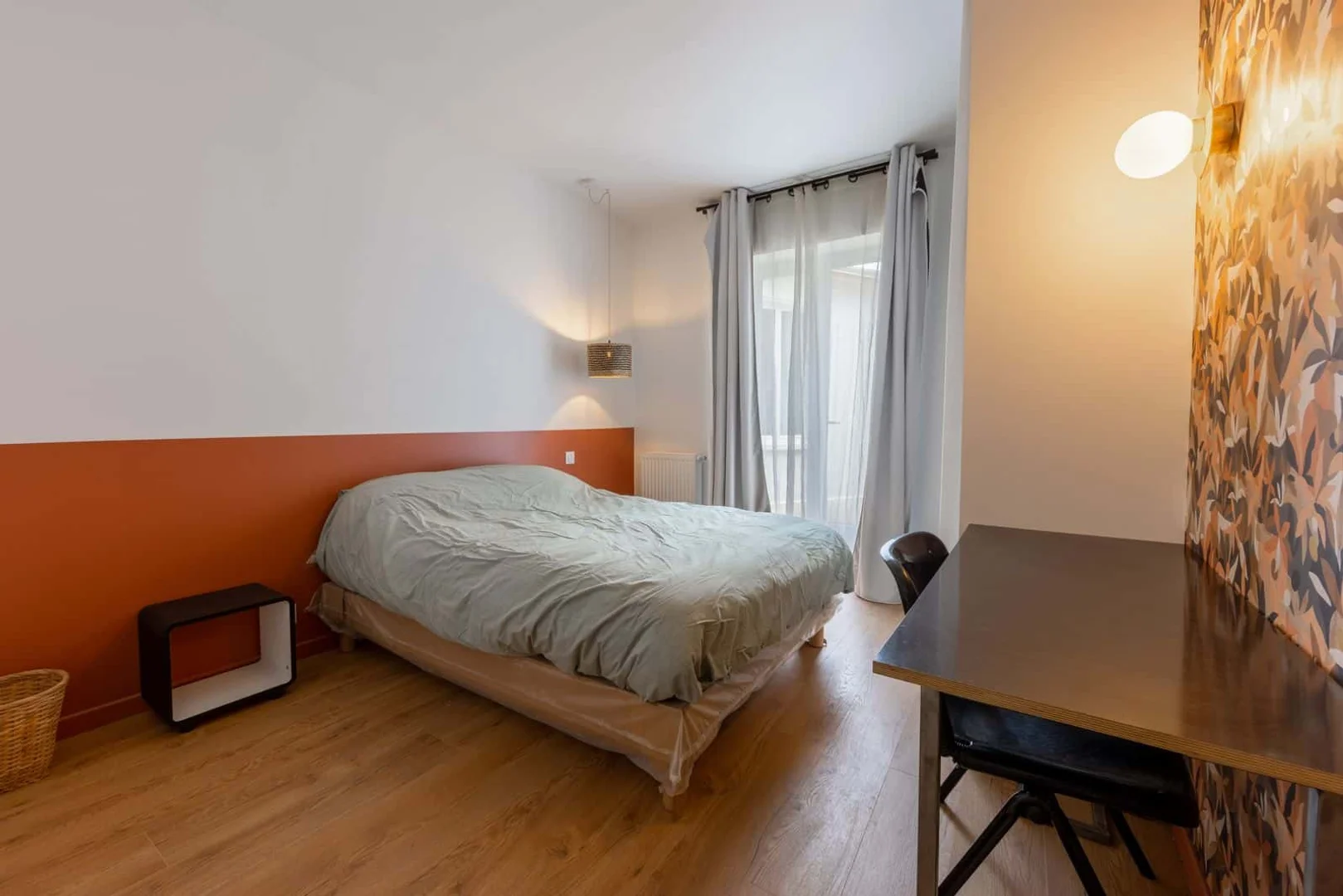 Habitación en apartamento estudiantil en alquiler en , completamente amueblado