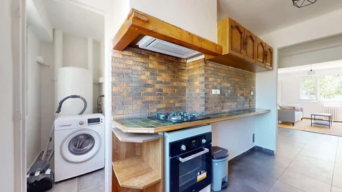 Chambre privée à 22 Rue Guillaume d'Autignac, 34070 Montpellier, France, image 11 de 22