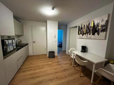 Private room at Springerstraße, 81477 München, Germany, image 7 of 13