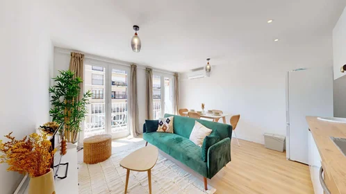 Habitación privada en 6 Rue de Ruffi, 13003 Marseille, France, imagen 16 de 20