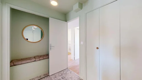 Habitación privada en 6 Rue de Ruffi, 13003 Marseille, France, imagen 8 de 20