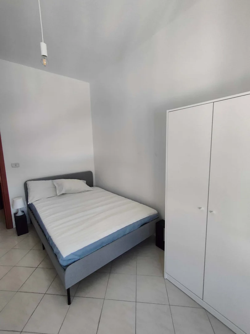 Chambre d'étudiant bon marché à proximité du campus dans 