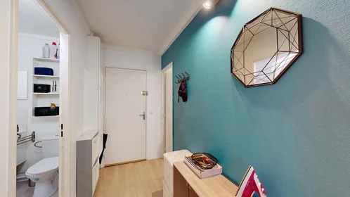 Habitación privada en 4 Pl. du Tertre, 95000 Cergy, France, imagen 13 de 22