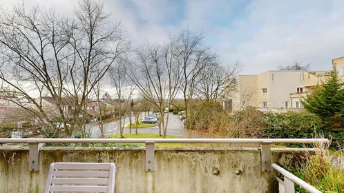 Habitación privada en 4 Pl. du Tertre, 95000 Cergy, France, imagen 19 de 22