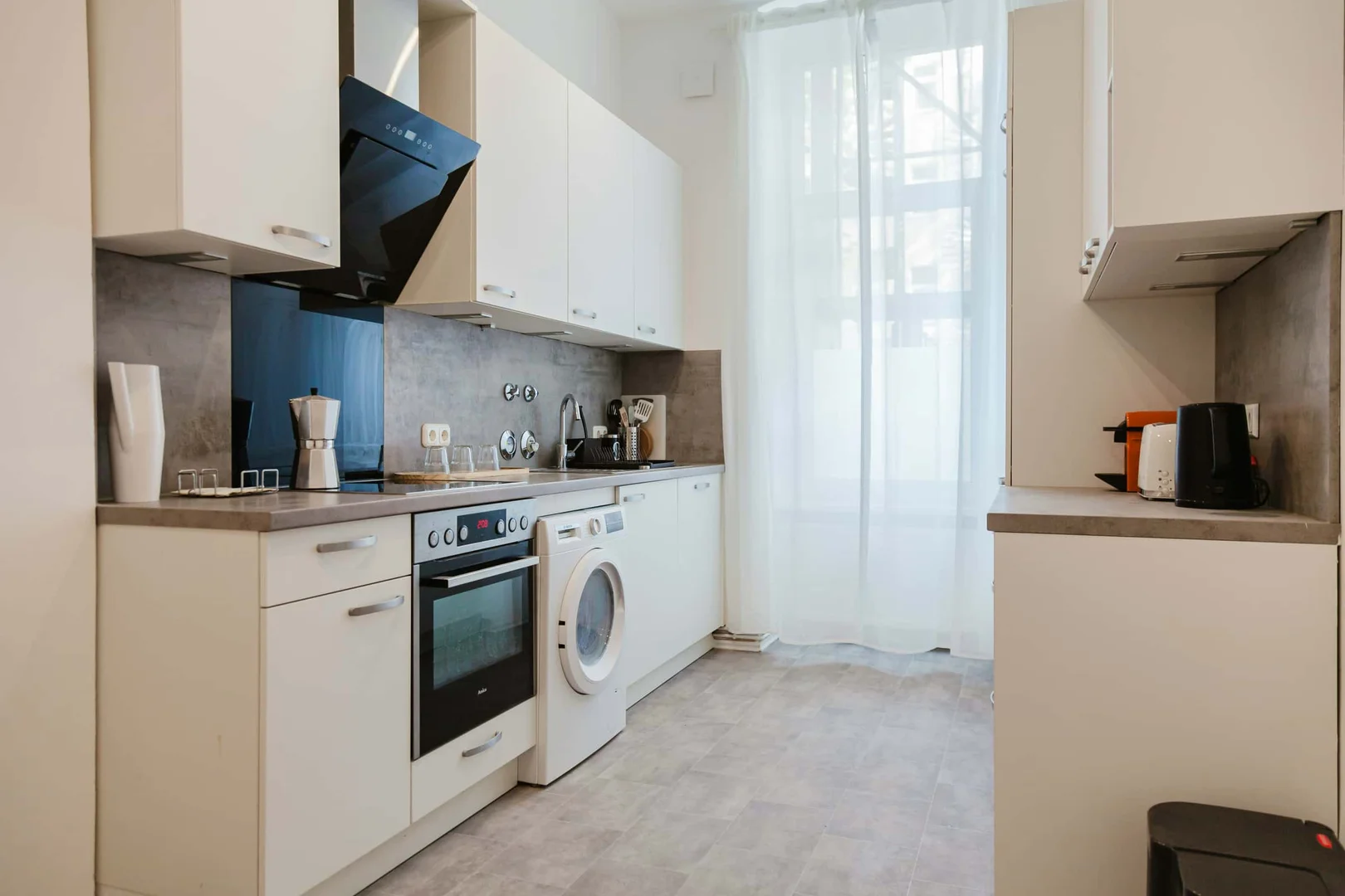 Stralauer Allee, 10245 Berlin-Bezirk Friedrichshain-Kreuzberg, Germany