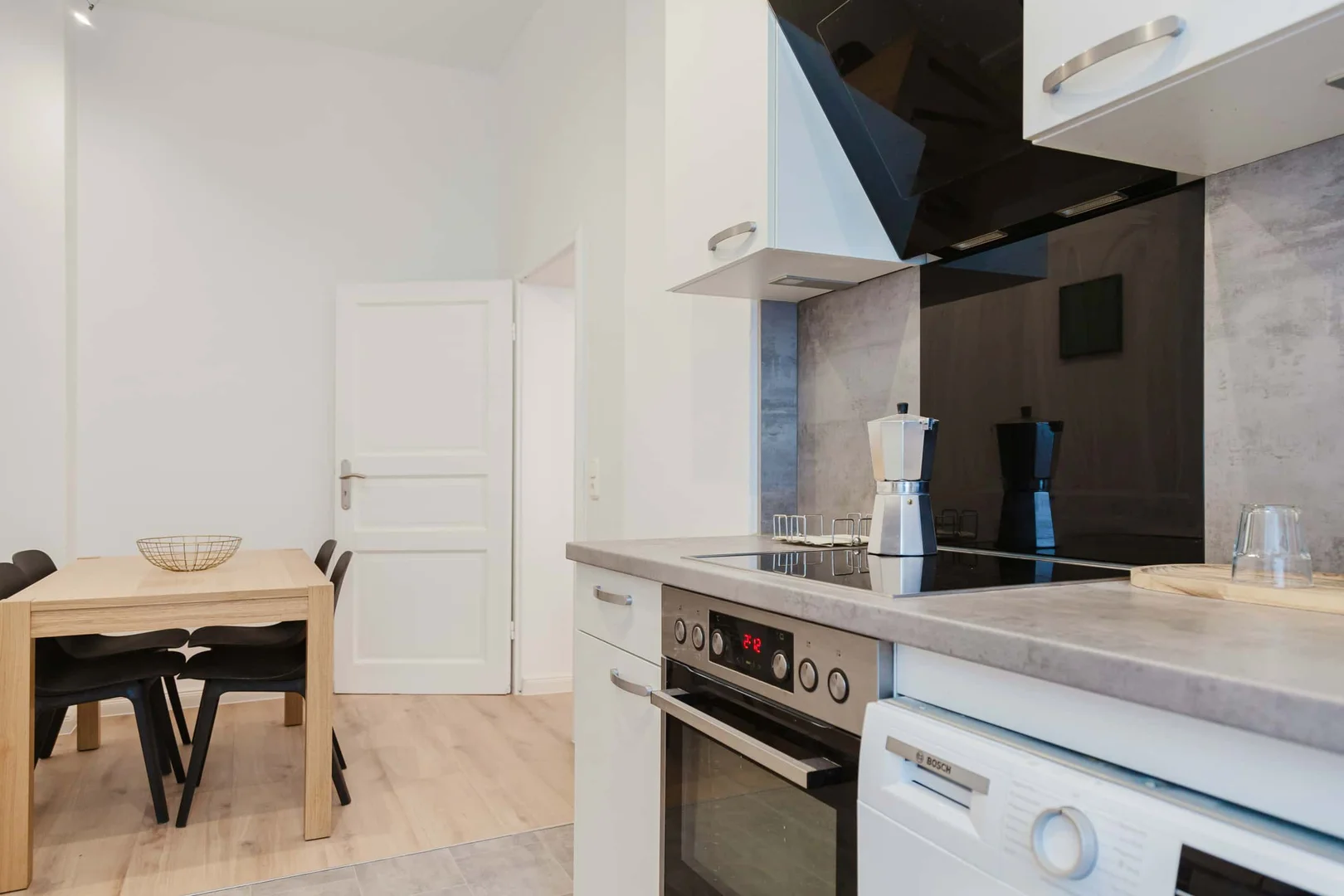 Stralauer Allee, 10245 Berlin-Bezirk Friedrichshain-Kreuzberg, Germany
