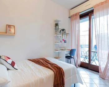 私人房间 在 34, Strada del Fortino, Turin, IT, 10的图像1