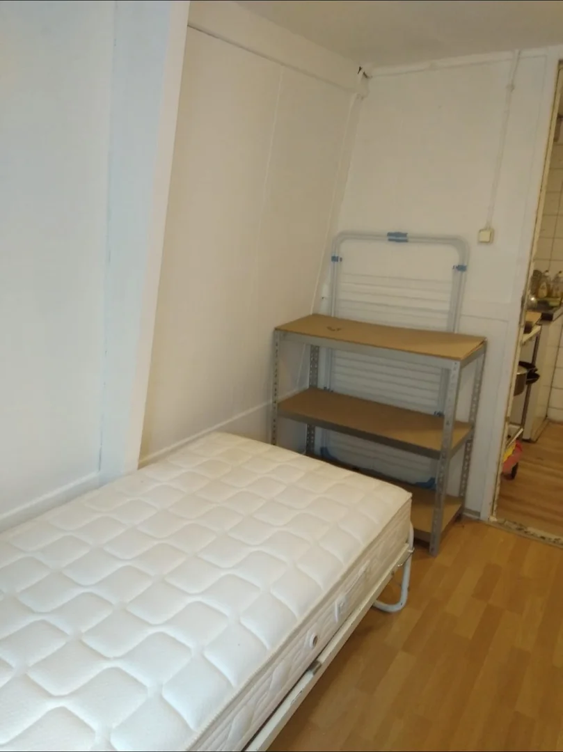 Gemütliches Zimmer für Studenten in 