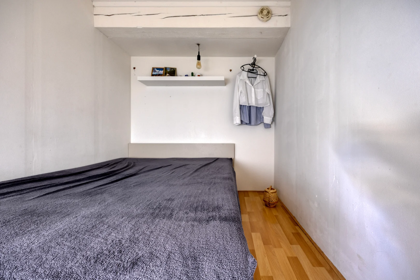 Habitación en apartamento estudiantil en alquiler en , completamente amueblado