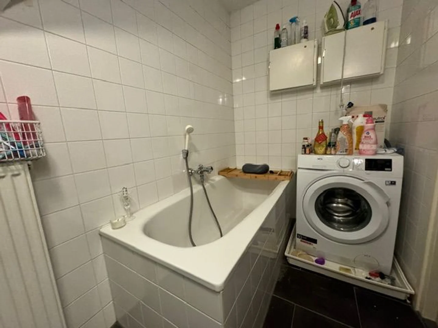 Habitación en apartamento estudiantil en alquiler en , completamente amueblado