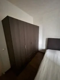 Tani pokój prywatny w {area}