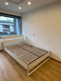 Całe miejsce Aachener Straße, obraz 5 7