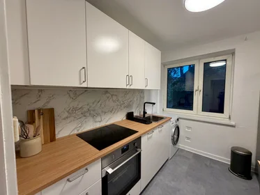 Dairenin tamamı konumu Carl-Petersen-Straße, 9 10 görüntüsü