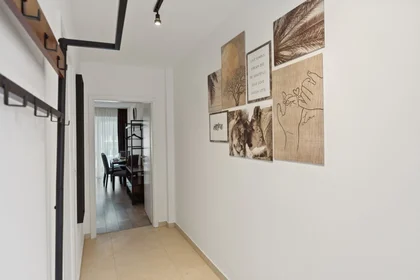 Entire apartment at Friedrich-Engels-Allee, image 18 of 19