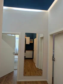 Całe miejsce Krefelder Straße, obraz 8 13