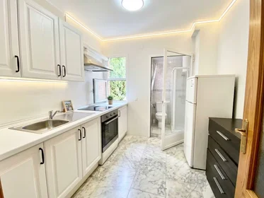 Chambre privée à Calle del Padre Félix Flores, image 4 de 7