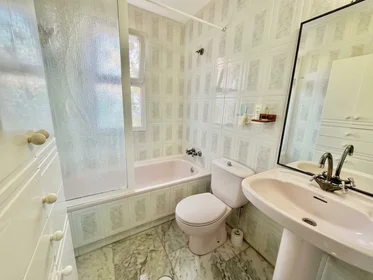 Chambre privée à Calle del Padre Félix Flores, image 5 de 7