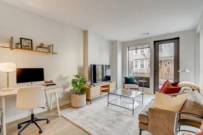 Alojamiento entero en Dorchester Avenue 1205, imagen 12 de 15
